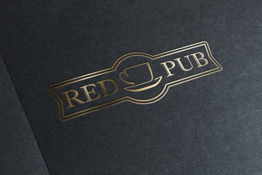 Логотип "Red Cup Pub" - золотое тиснение